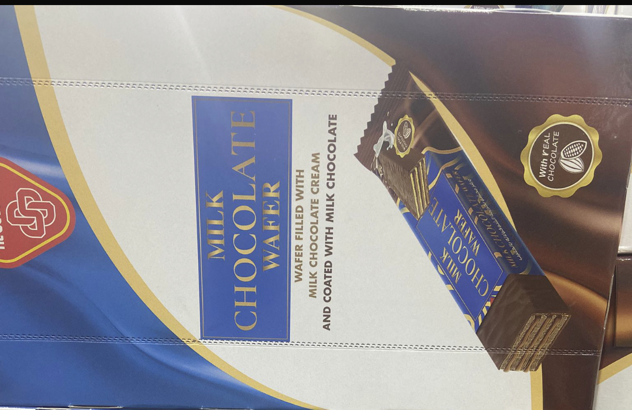82BD4F98-0A1F-4655-AE2E-C7E4734B84C7 بسكويت ويفر محشو بكريمة شوكولاتة الحليب علبة - الصورة 1